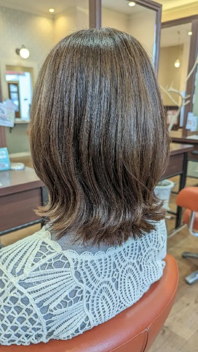 ミディアム カラー ベージュカラー 透明感カラー R hair🧡 伊藤美和🤎のヘアスタイル