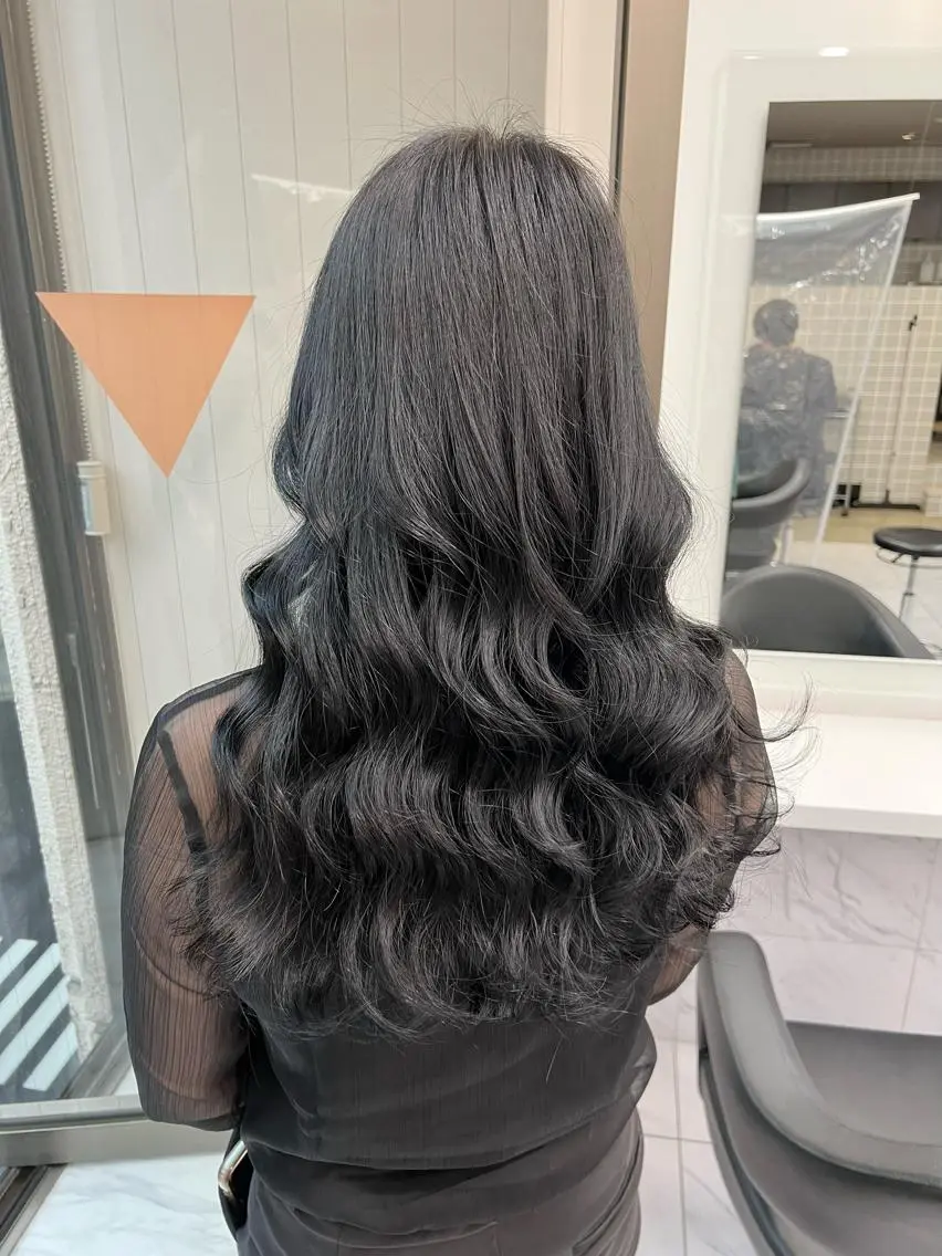 ロング カラー パーマ ヘアアレンジ メンズ キッズ ネイル マツエク・マツパ 上品＆韓国風 🥀海心🥀のヘアスタイル