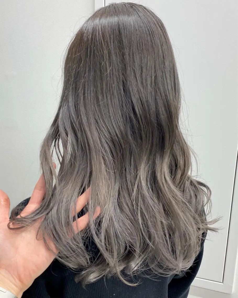 ロング カラー ヘアアレンジ 【公式】amble luxe池袋東口🩷のヘアスタイル