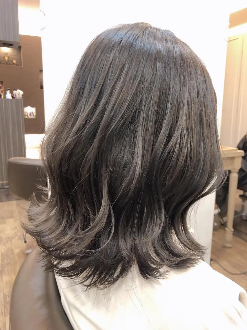 セミロング カラー カット ヘアカラー トリートメント 西野 美空🍊のヘアスタイル