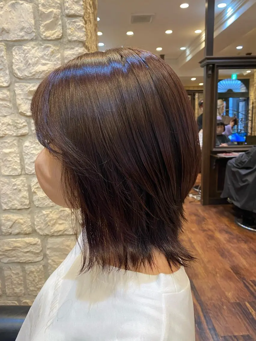ミディアム カラー ブラウンカラー ピンクカラー ウルフカット ブリーチカラー⸜♡⸝ クルミ🐍のヘアスタイル
