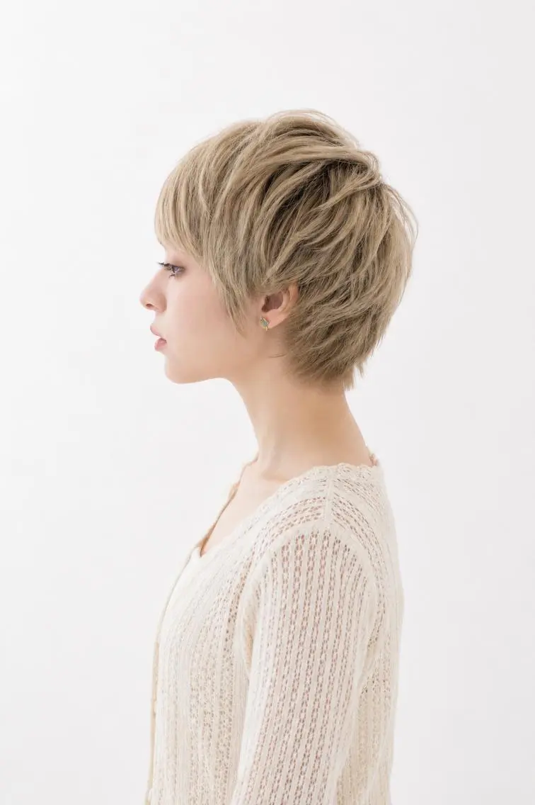 ショート カラー ブリーチ カット ヘアカラー ダメージレス コバヤシ　ヒロヒトのその他イメージ