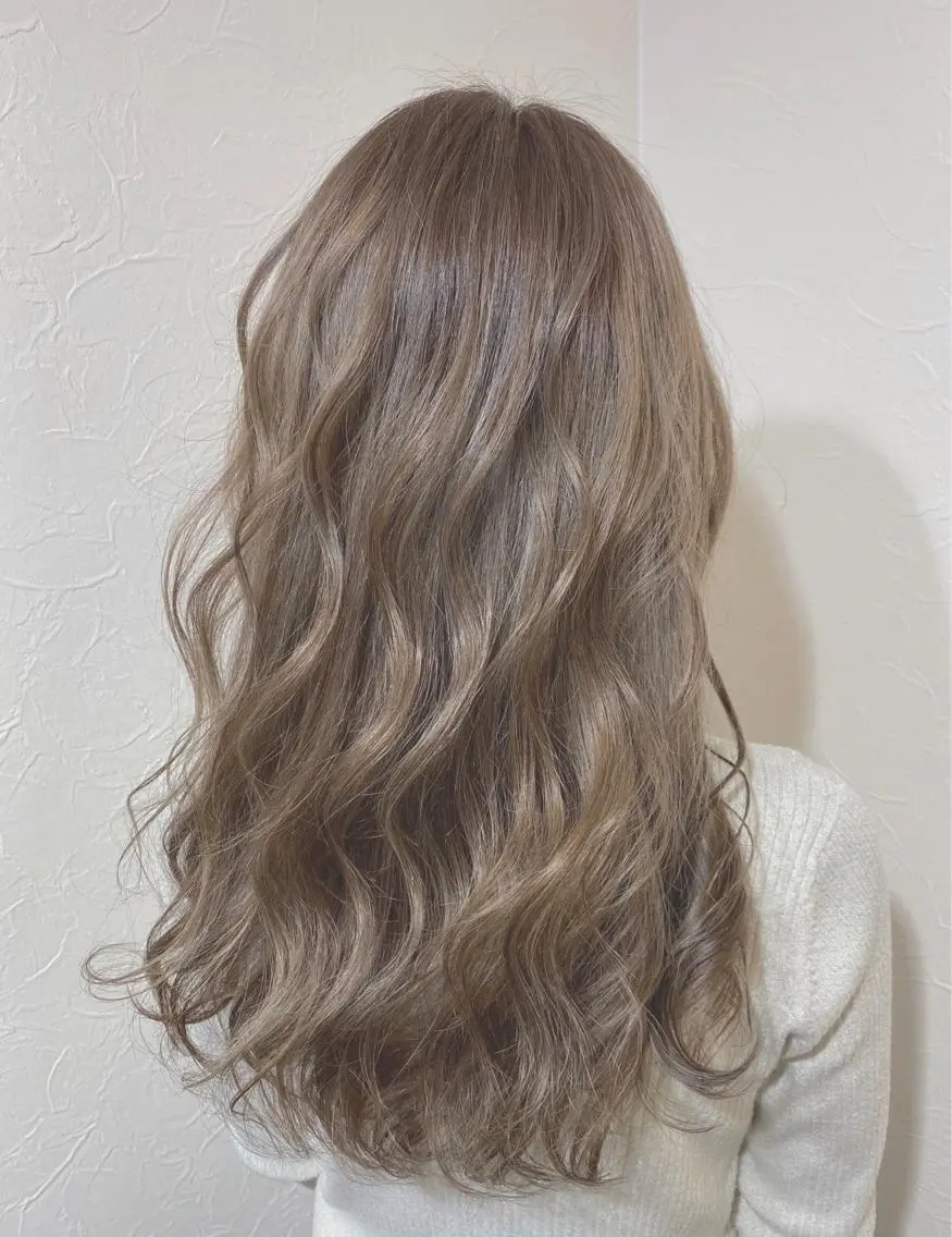 ロング カラー カット ヘアカラー トリートメント 💜 MINORI💜のヘアスタイル