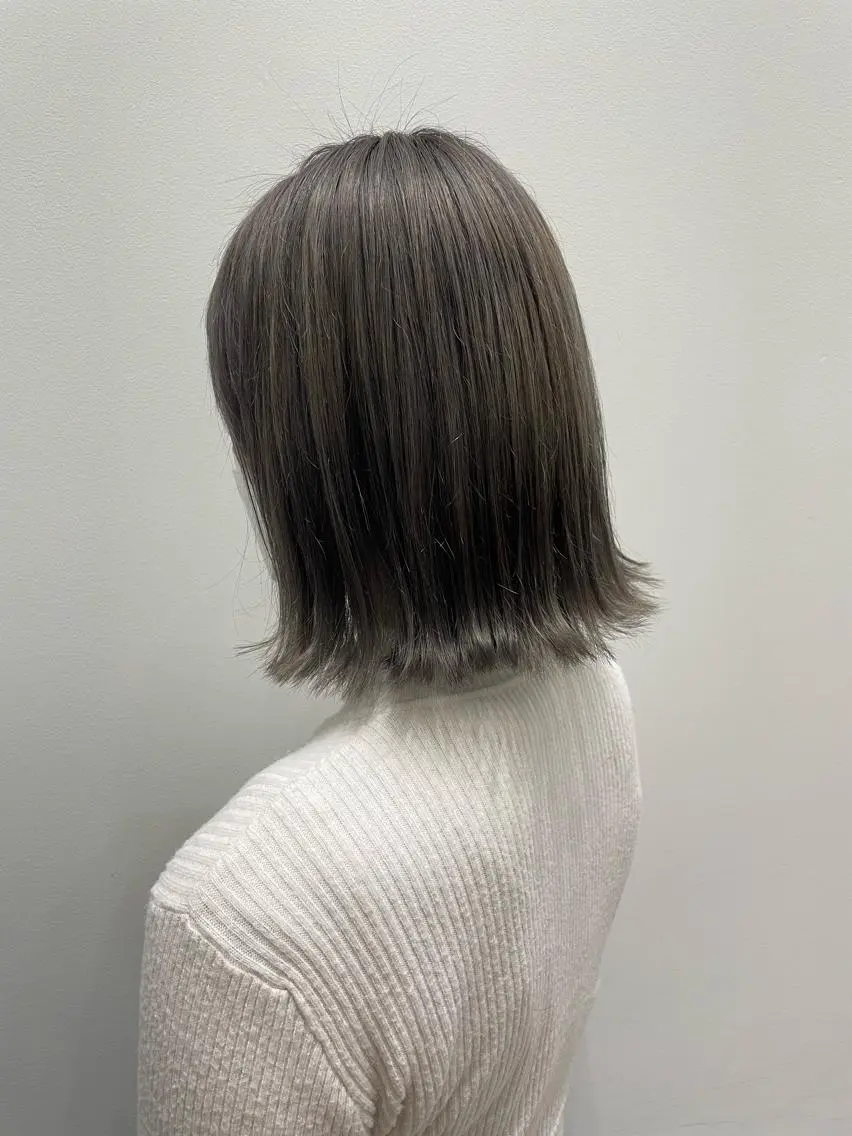 カラー 河野いずみ レイヤー/ボブ 🤍のヘアスタイル