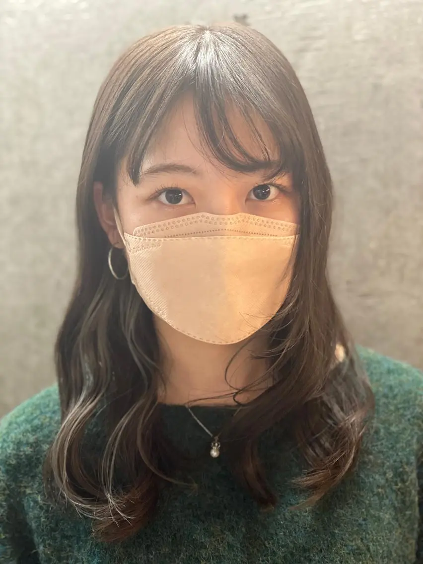 ミディアム カラー アッシュ バレイヤージュ 透明感カラー ハイライトカラー インナーカラー 原宿アンリ 山下卓也のヘアスタイル