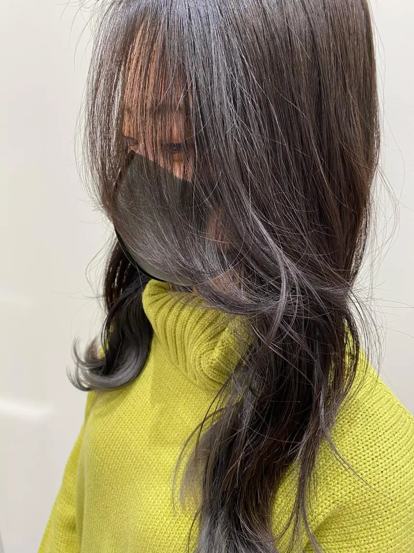 ロング カラー ブリーチ グラデーションカラー オタク特化美容師💟 チバコナツのヘアスタイル