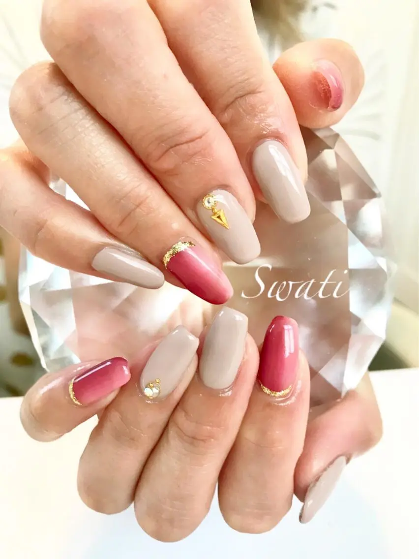 ネイル アートネイル グラデーション オフィスネイル ピンク シンプルネイル yuko (ネイリスト)のネイルデザイン