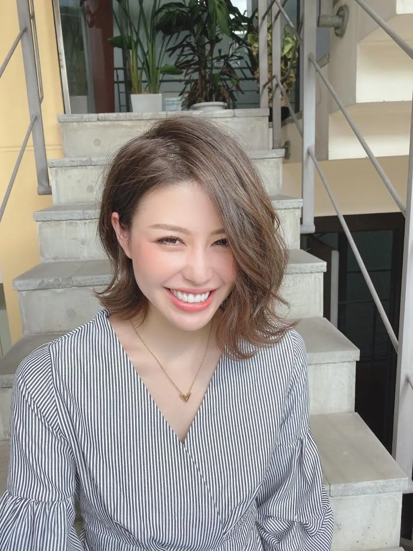 ミディアム カット ヘアカラー トリートメント 🌟モテ髪ショート 🌟店長　津賀涼のヘアスタイル