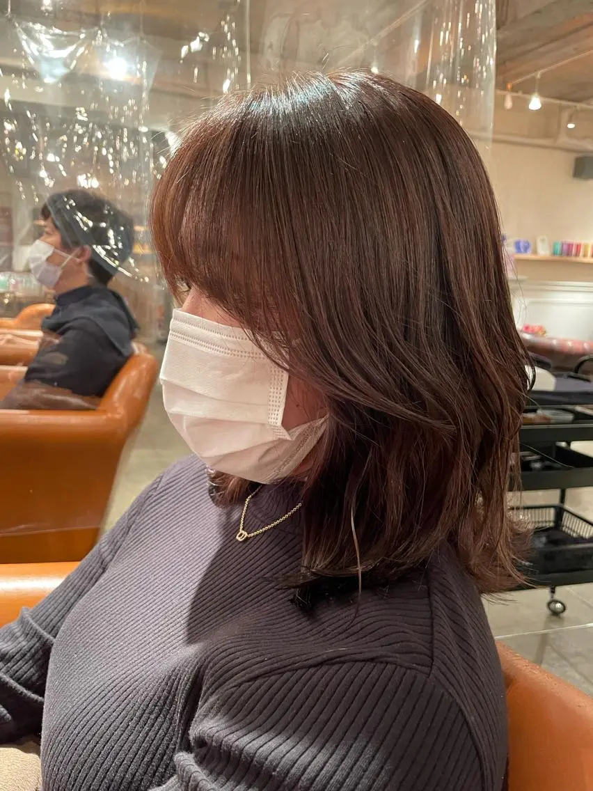 ミディアム カラー ヘアアレンジ オリーブカラー くびれヘア 顔周りカット 韓国風ヘア 韓国風カット/ 髪質改善 黒崎のヘアスタイル