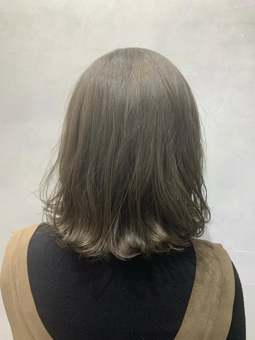 ミディアム カラー ヘアアレンジ 透明感カラー カット ヘアカラー トリートメント 個室で似合わせ好印象 🧡外山弥千代のヘアスタイル