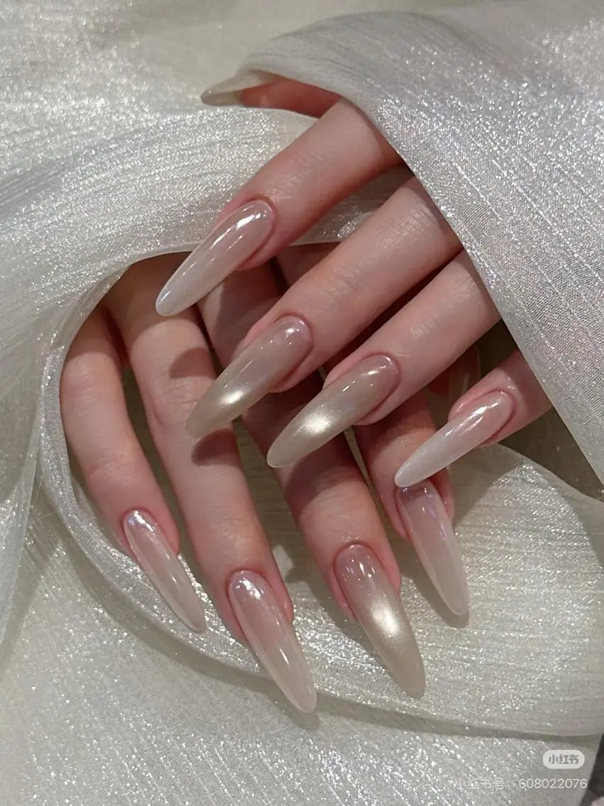 ネイル フレンチネイル ジェルネイル ガラスフレンチ 韓国ネイル マグネットネイル The Nail 新大久保店のネイルデザイン