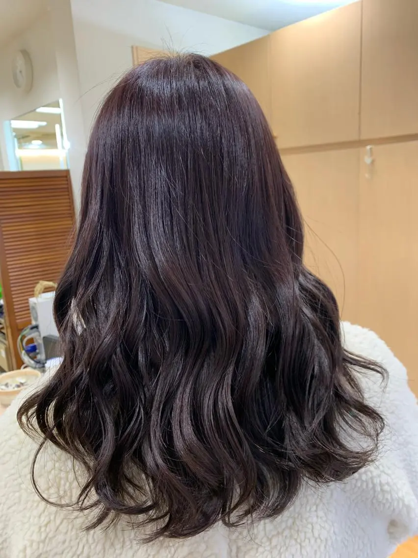 セミロング パープルカラー カット ヘアカラー トリートメント ボブ/髪質改善/ 艶カラー/akariのヘアスタイル