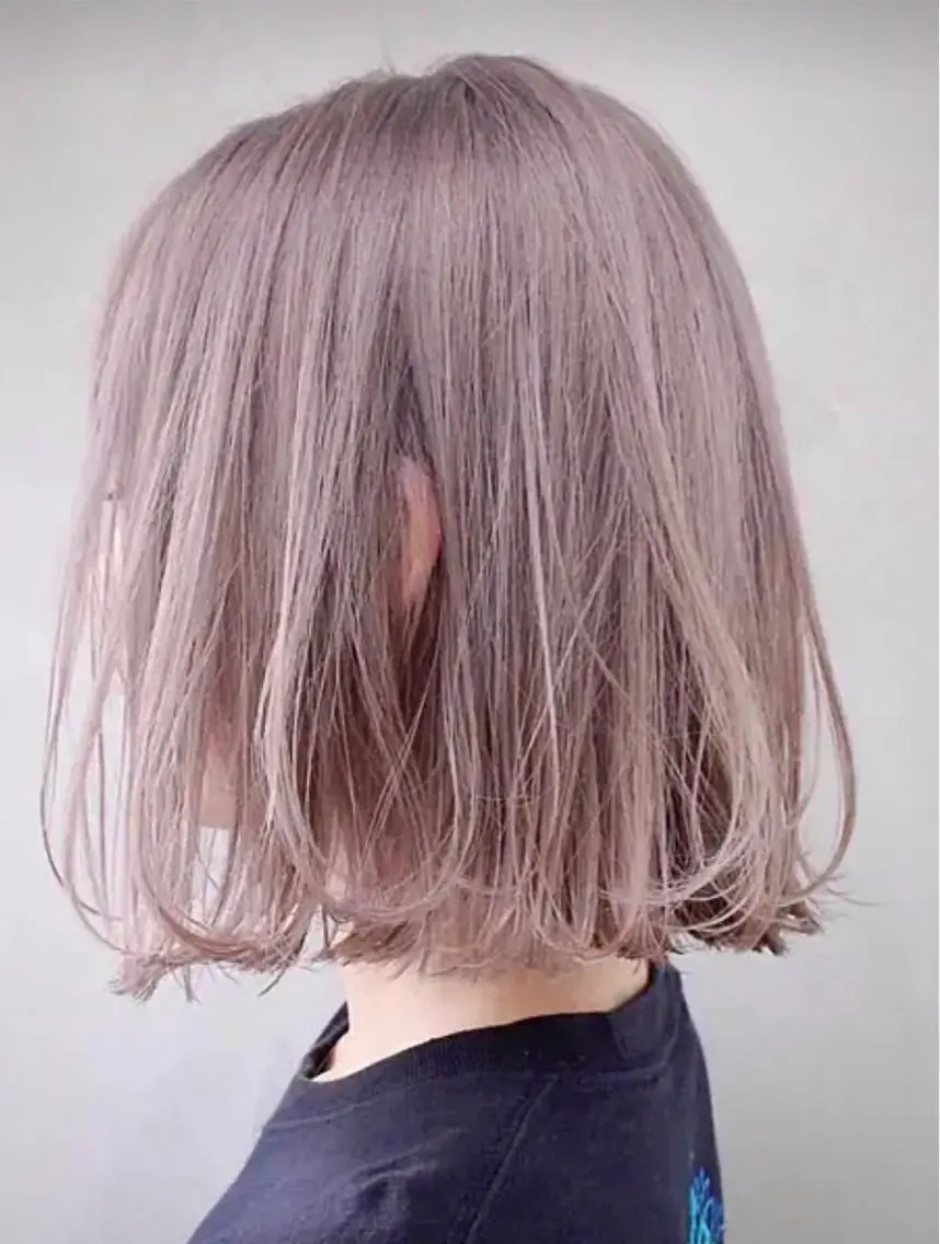 ショート カラー グレージュ ピンクカラー ヘアカラー トリートメント ケア剤オタク×海外 ヘア長谷川裕起のヘアスタイル