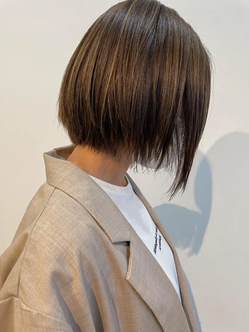 カラー アッシュ ベージュカラー ハイライトカラー 井上 葉月のヘアスタイル