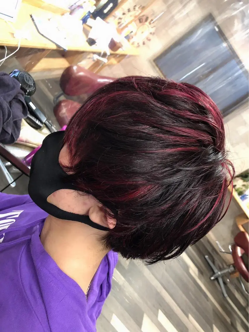 ショート カラー PANOL 秀島のヘアスタイル