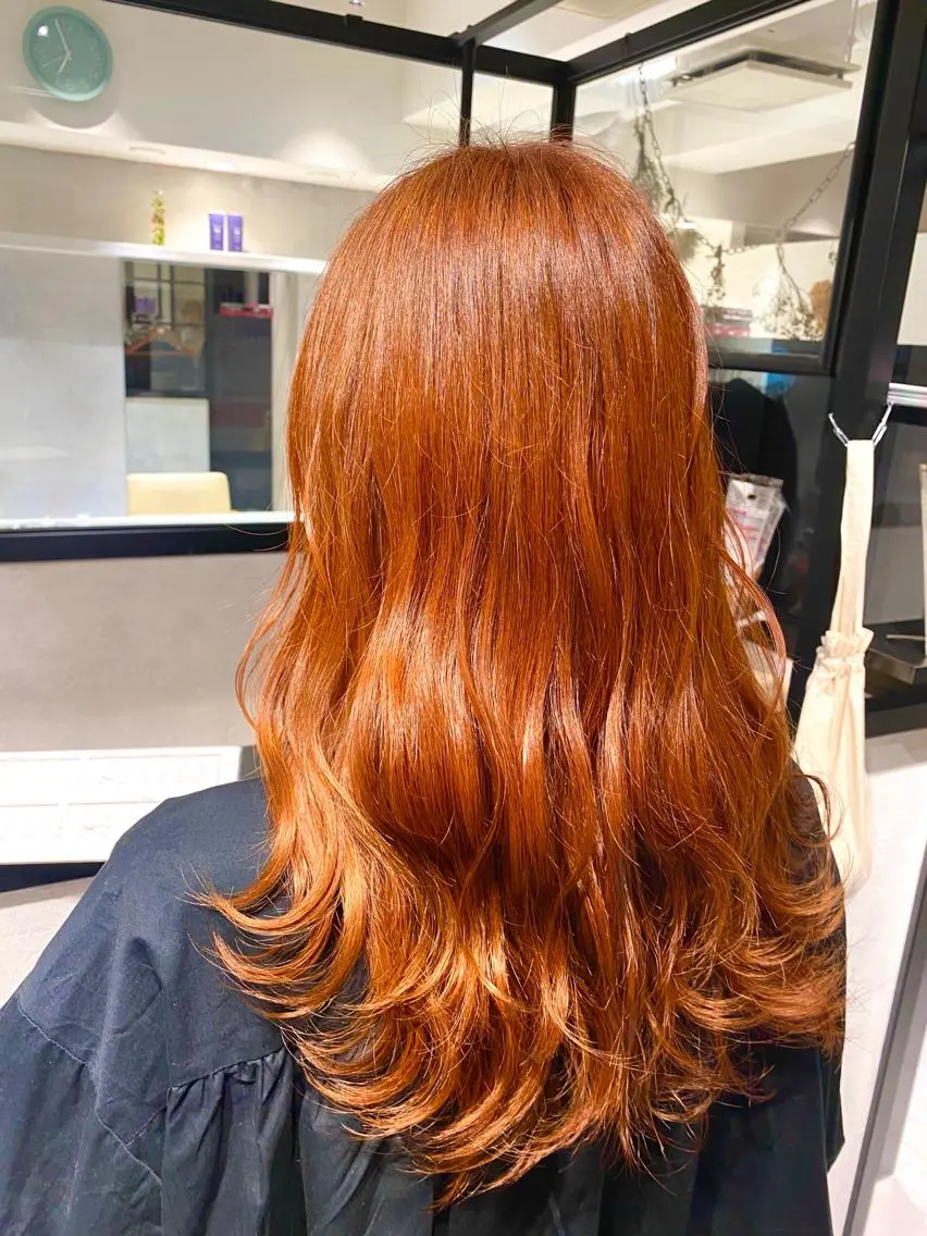 ロング カラー ヘアカラー ベージュ指名No1 加賀詩織のヘアスタイル