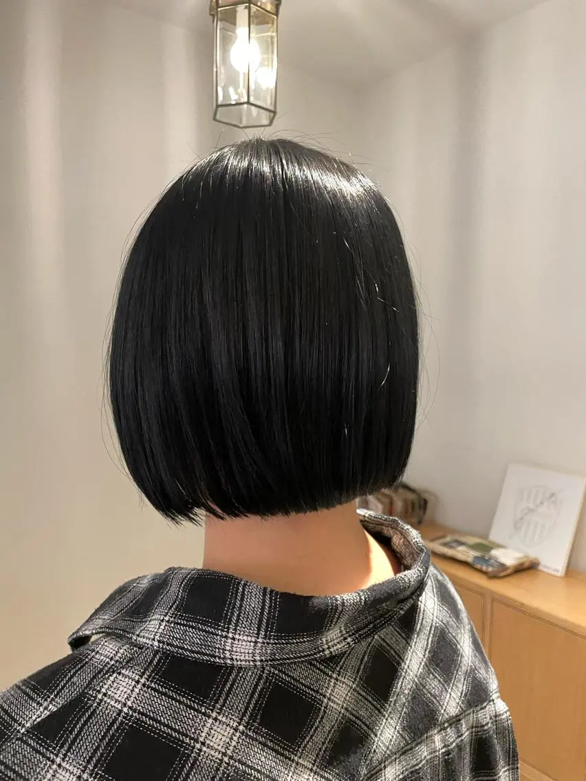 ショート カラー ボブ 透け感カラー/ SUのヘアスタイル