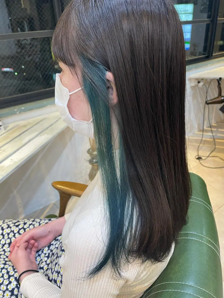 セミロング カラー アッシュ アッシュブラウン ブラウンカラー ヘアカラー トリートメント すずき えりのヘアスタイル