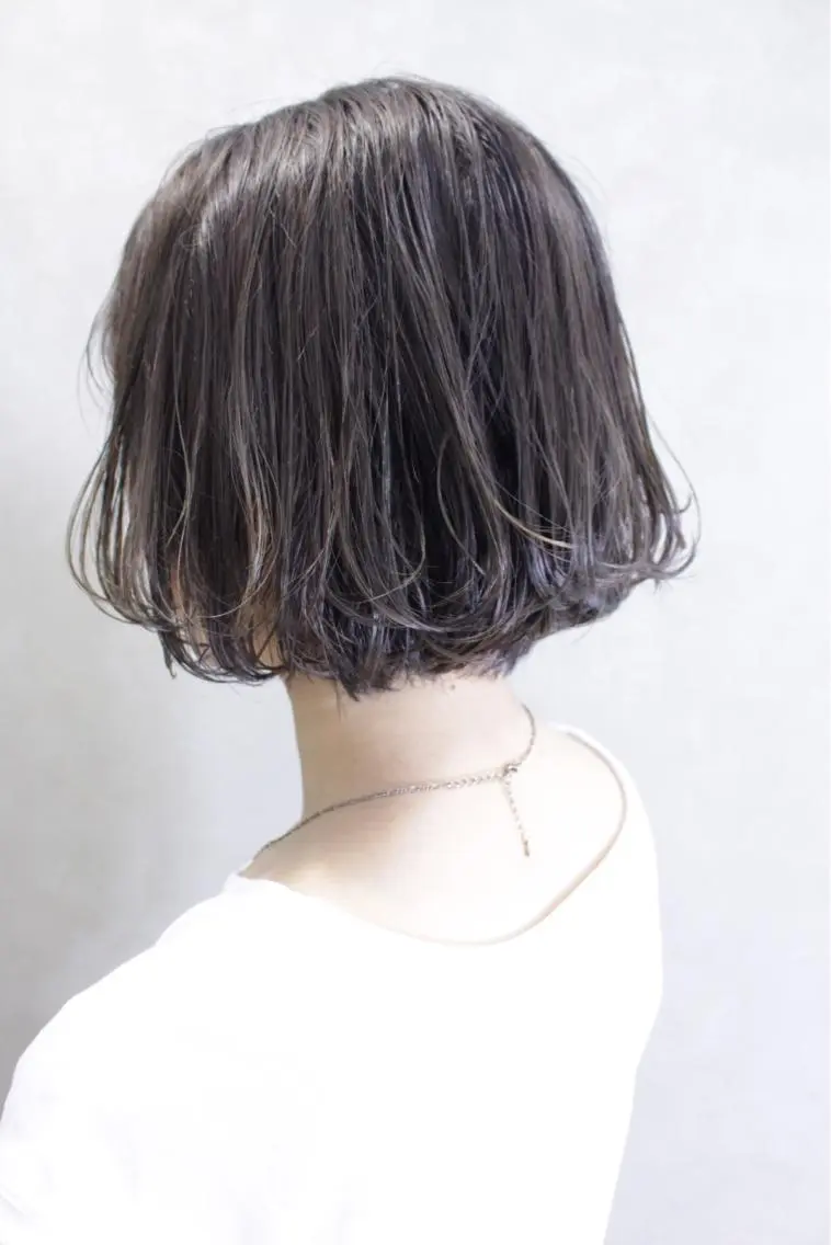 ショート アッシュ ハイライト ヘアカラー トリートメント lani ブリーチ /ダブルカラーのヘアスタイル