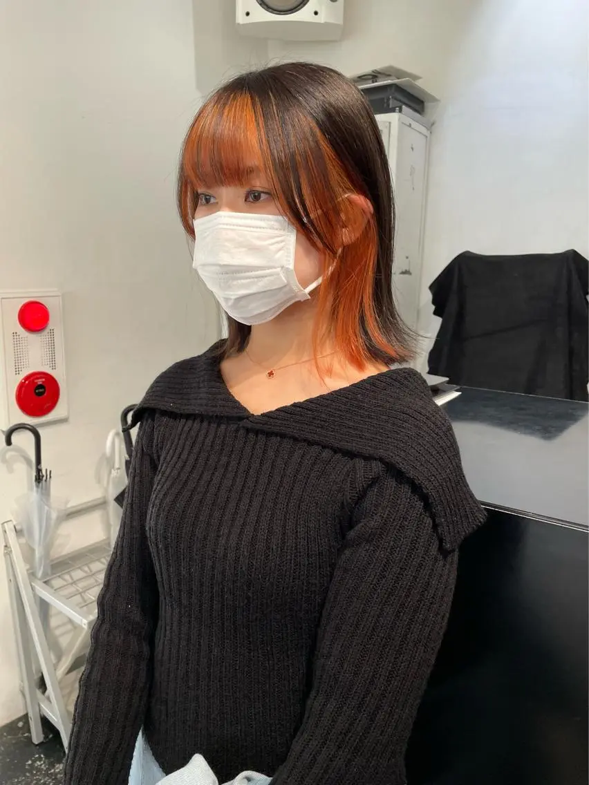 ミディアム カラー パーマ ヘアアレンジ キッズ ネイル マツエク・マツパ アイブロウ ブリーチ オレンジ カラーマツエク クリアネイル オレンジ カット ヘアカラー トリートメント 艶ハイトーン/ヘア アレンジAYAKAのヘアスタイル