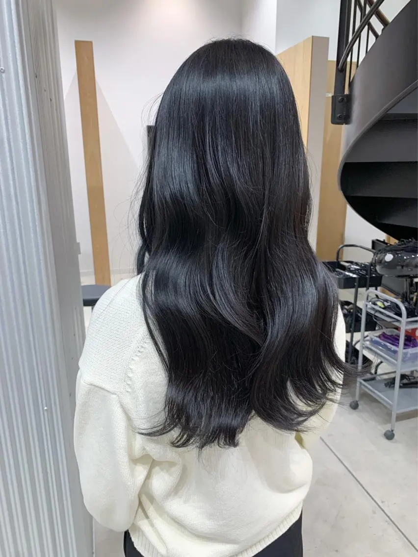 ロング カラー ヘアアレンジ ヘアカラー トリートメント yuka .のヘアスタイル