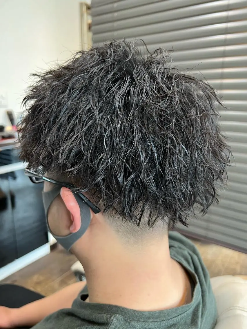 ショート メンズ 二本木 秀成のヘアスタイル