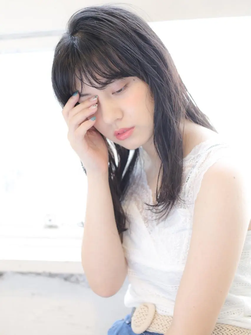 セミロング 石渡このみ 🍊レイヤーカットのヘアスタイル