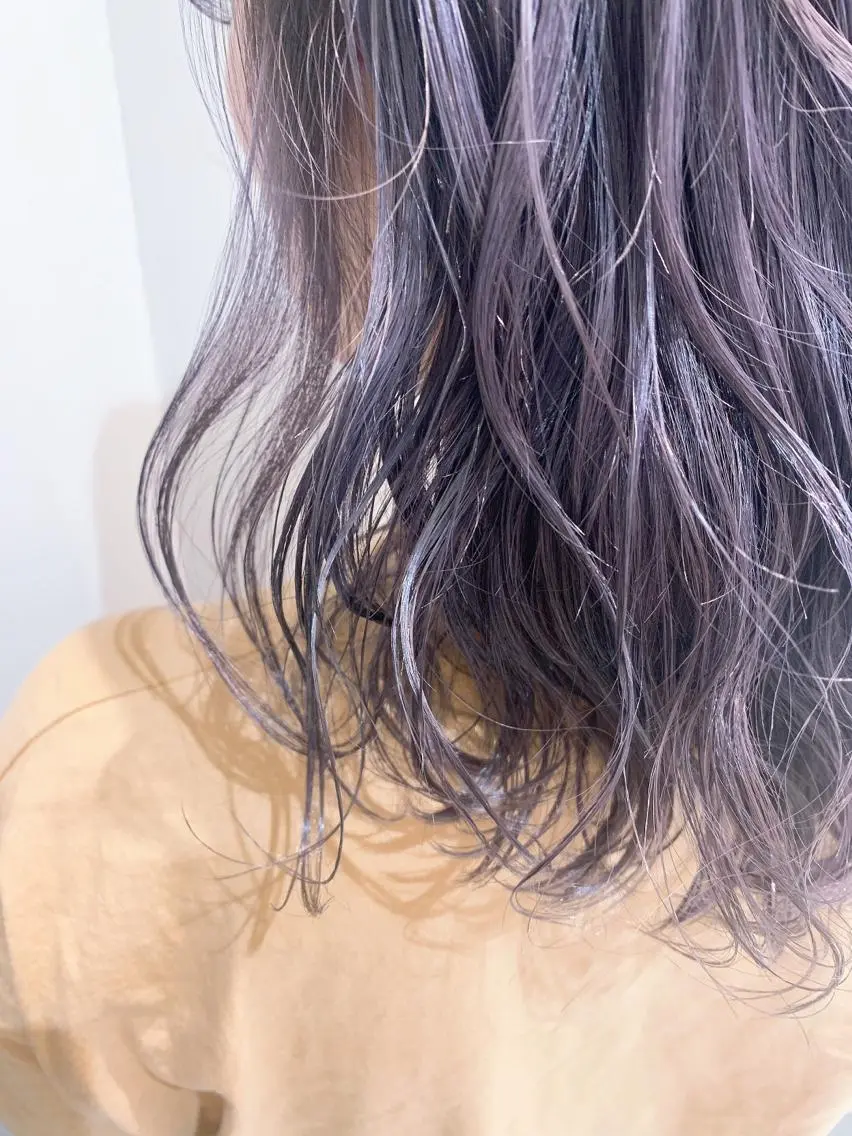 ミディアム カラー パープルカラー ヘアカラー トリートメント 🦖鶴岡 香純🦖のヘアスタイル