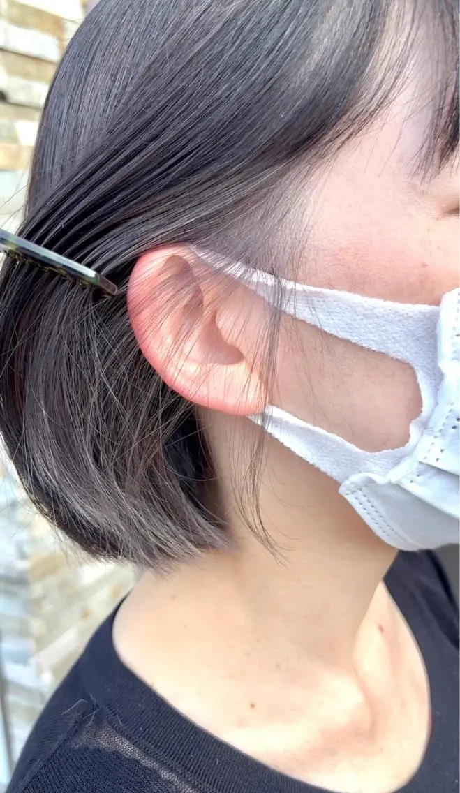 カラー ブリーチ インナーカラー NATUREL 本田風のヘアスタイル