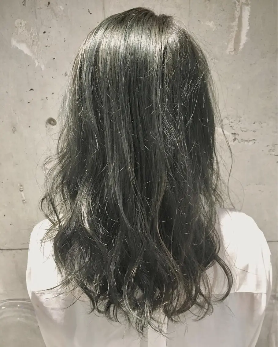 ロング カラー ブリーチ ブリーチなしカラー メンズ特化 パーマ/オザワのヘアスタイル