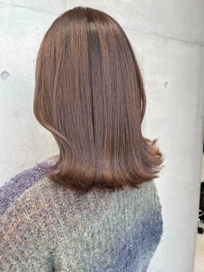 ミディアム カラー パーマ ヘアアレンジ カット ヘアカラー トリートメント 透明感/オリーブ/ グレージュ/YUKAのヘアスタイル