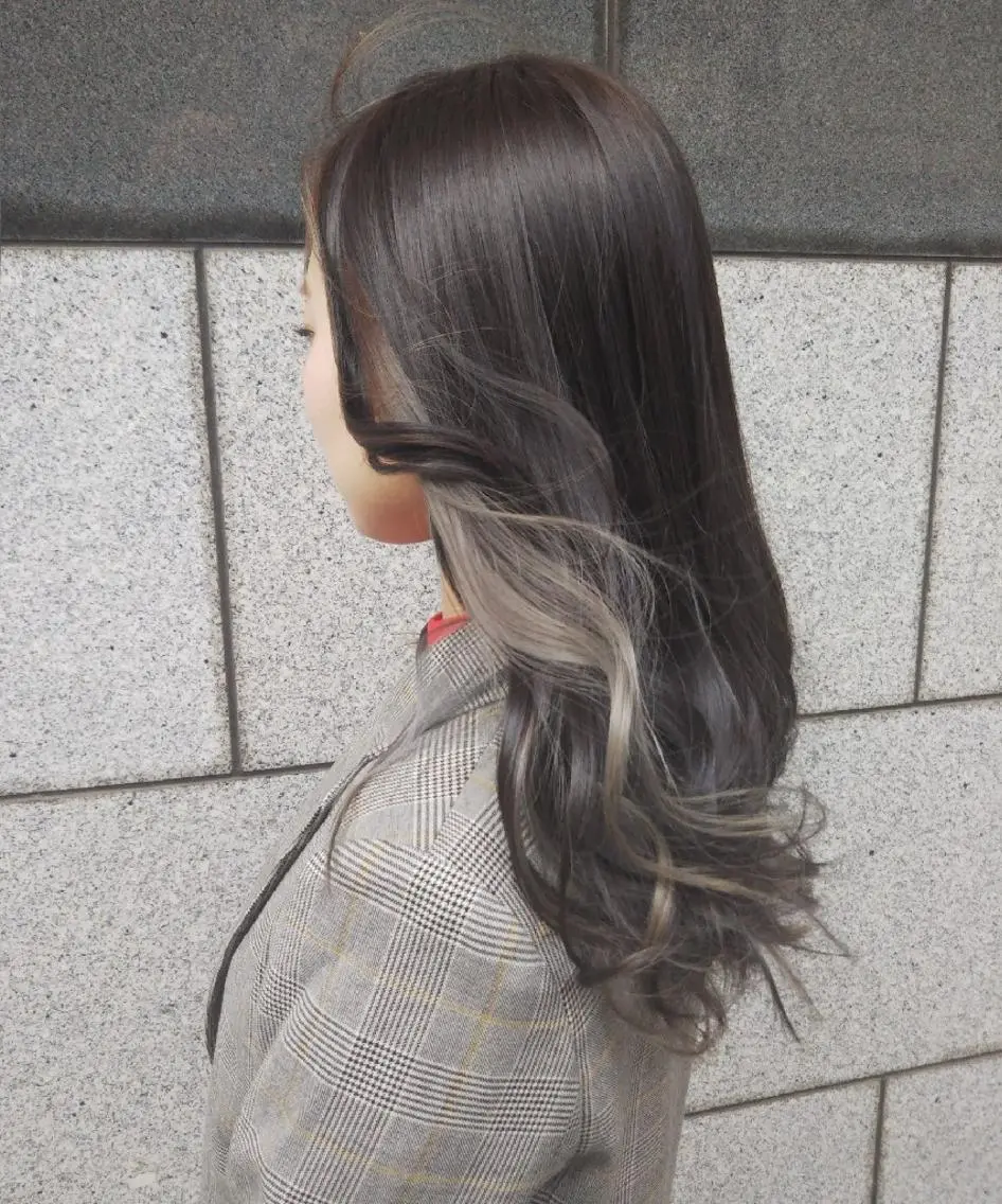 カラー phiphi. 【ピピ】のヘアスタイル