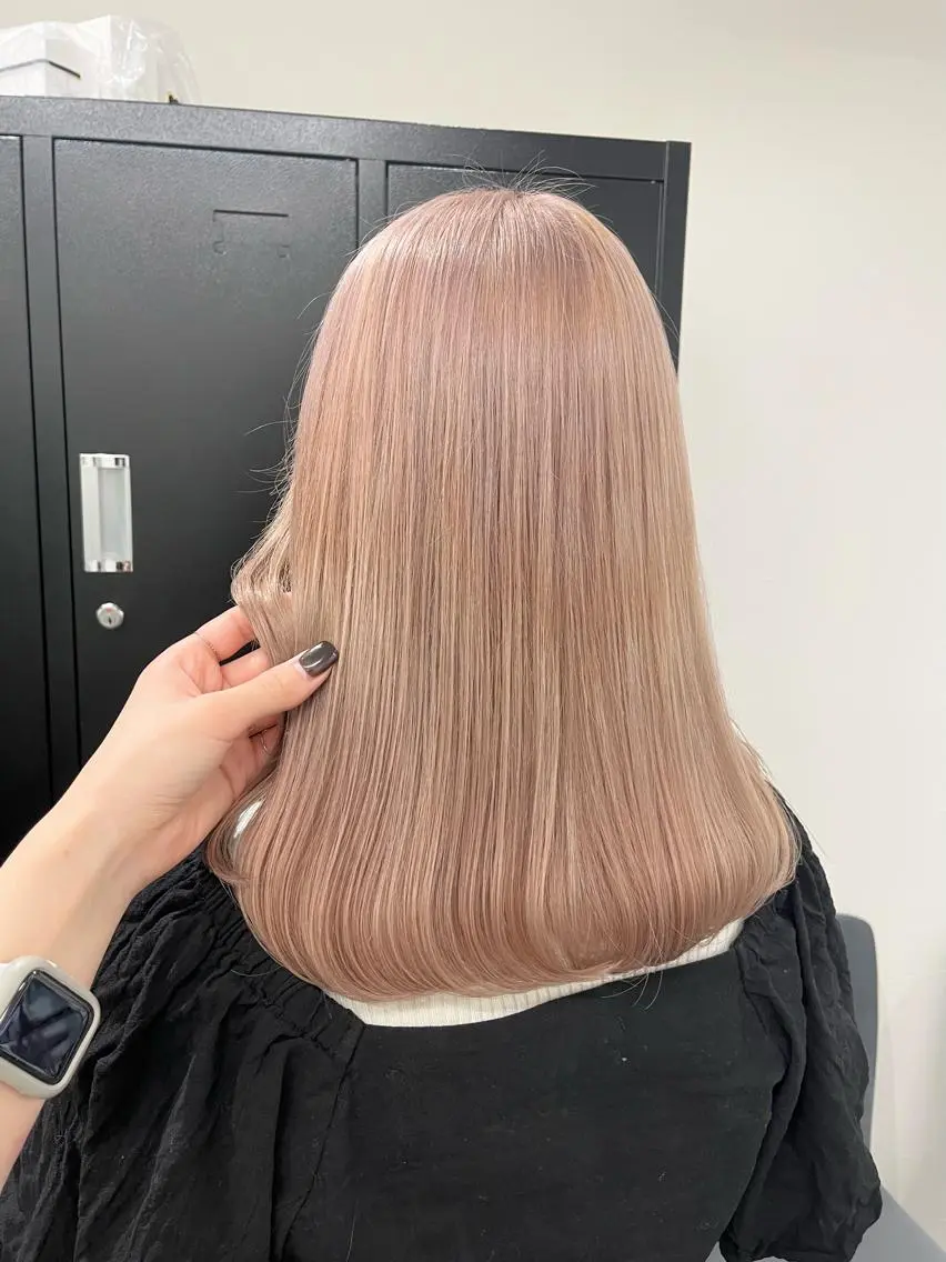 セミロング カラー カット ヘアカラー トリートメント ヘアセット 韓国ヘア🖤/透明感 shihoのヘアスタイル