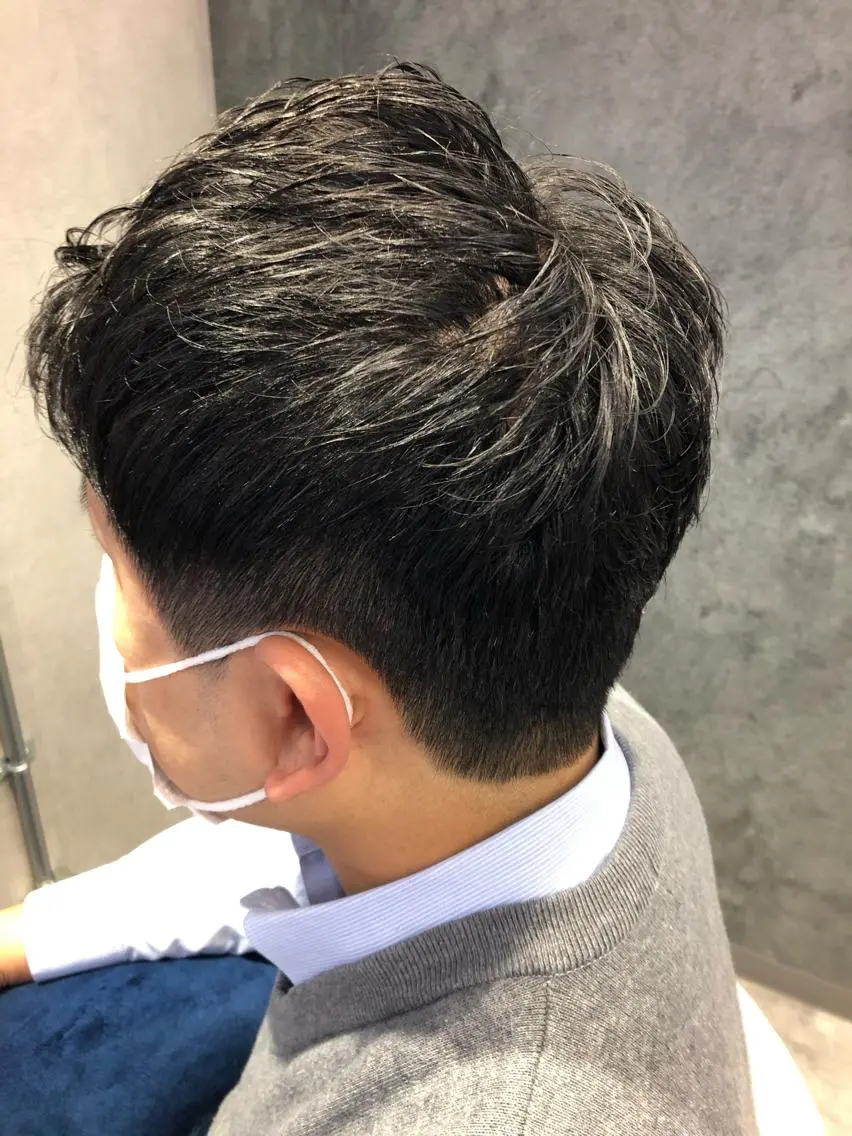 メンズ Noyヨシモト ヒロトのヘアスタイル