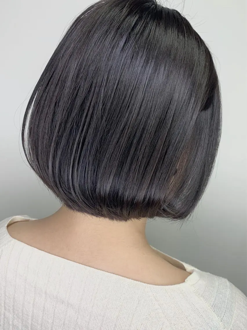 ショート レイヤー/艶髪カラー 森本くるみのヘアスタイル