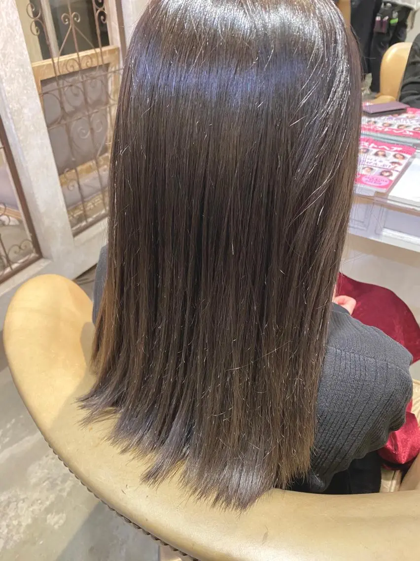 ミディアム カラー 透明感カラー グレージュ イルミナカラー 美髪・髪質改善 有田怜平のヘアスタイル