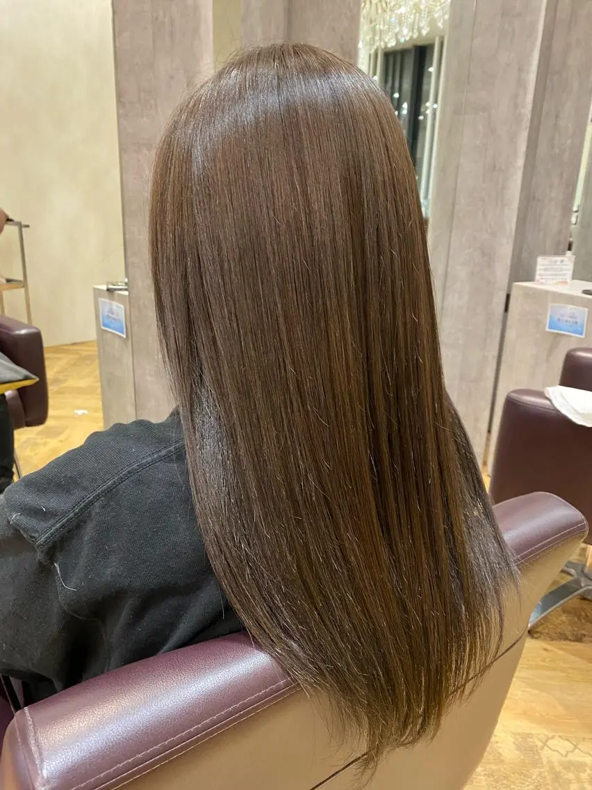 ロング カラー ベージュカラー オリーブベージュ 🫧髪質改善×艶髪 🫧根本泰成🫧のヘアスタイル