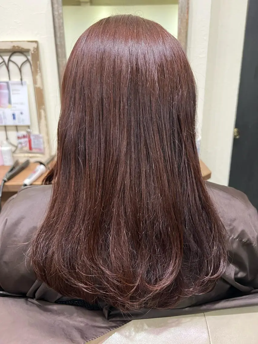 セミロング ピンクブラウン レイヤーカット カット ヘアカラー 高橋 葵のヘアスタイル