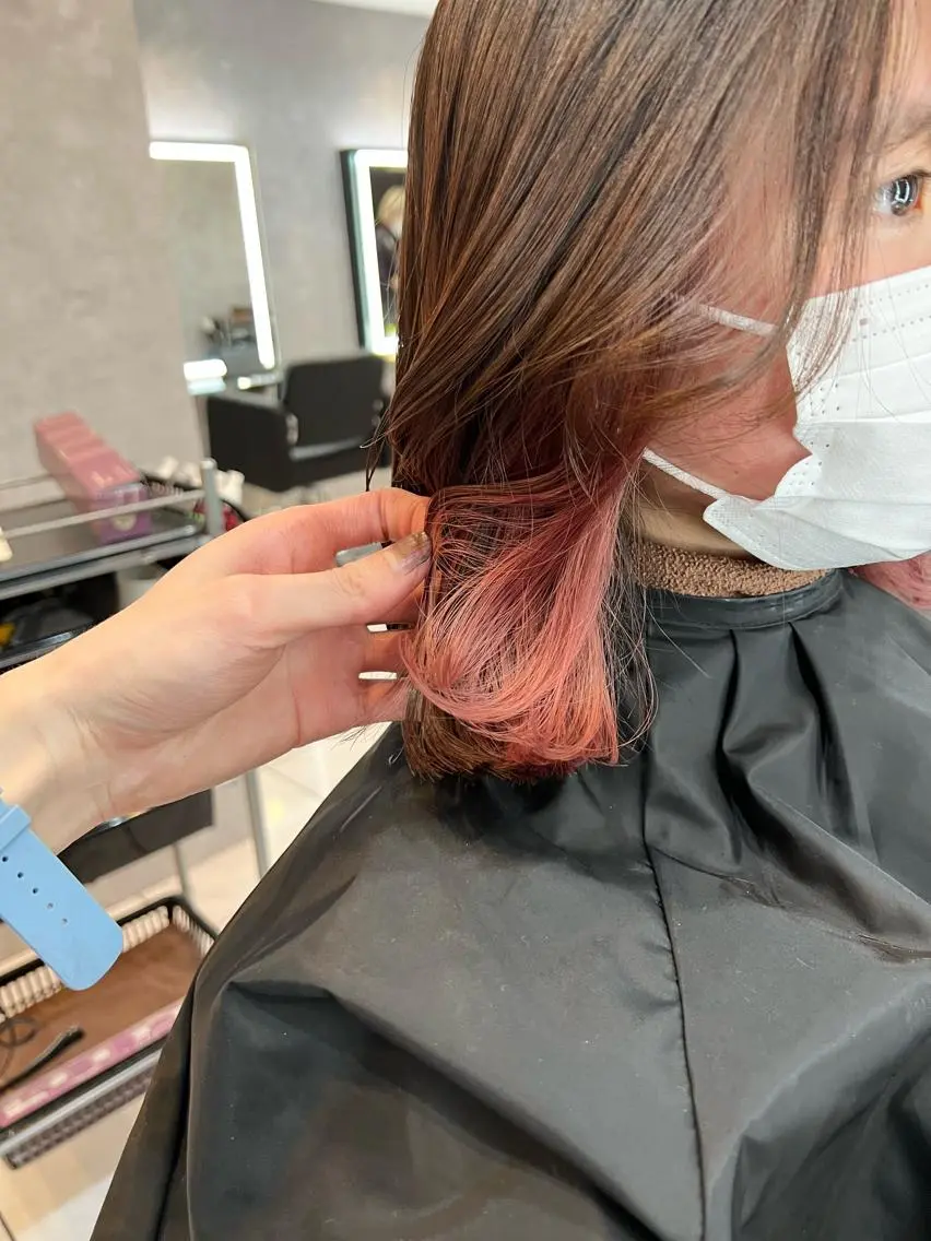カラー SALOWIN栄 高須大貴のヘアスタイル