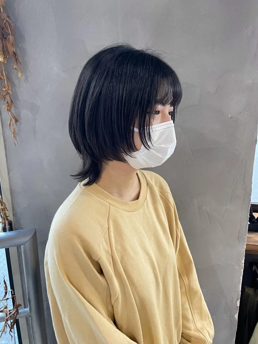 ミディアム ボブ 顔周りカット 外ハネヘア ウルフカット ウルフ レイヤー パーマ🪐MANAのヘアスタイル