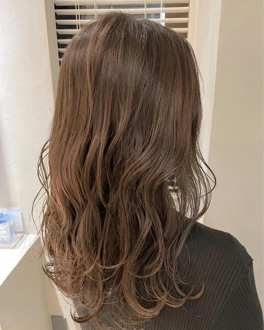 セミロング 松村 総のヘアスタイル