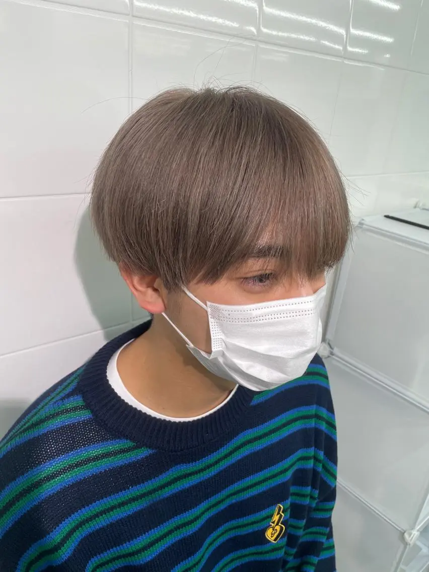 ショート カラー メンズ マッシュ グレージュ ミルクティーグレージュ 🎀プルエクステ みまひかる🎀のヘアスタイル
