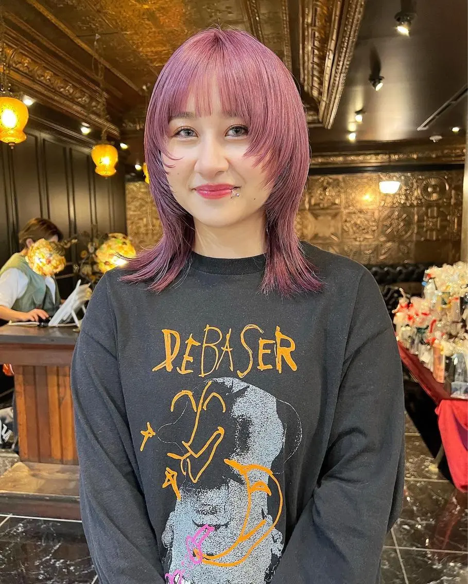 ミディアム カラー ウルフカット カット ヘアカラー 圧倒的デザイン力 店長🎨RENAのヘアスタイル