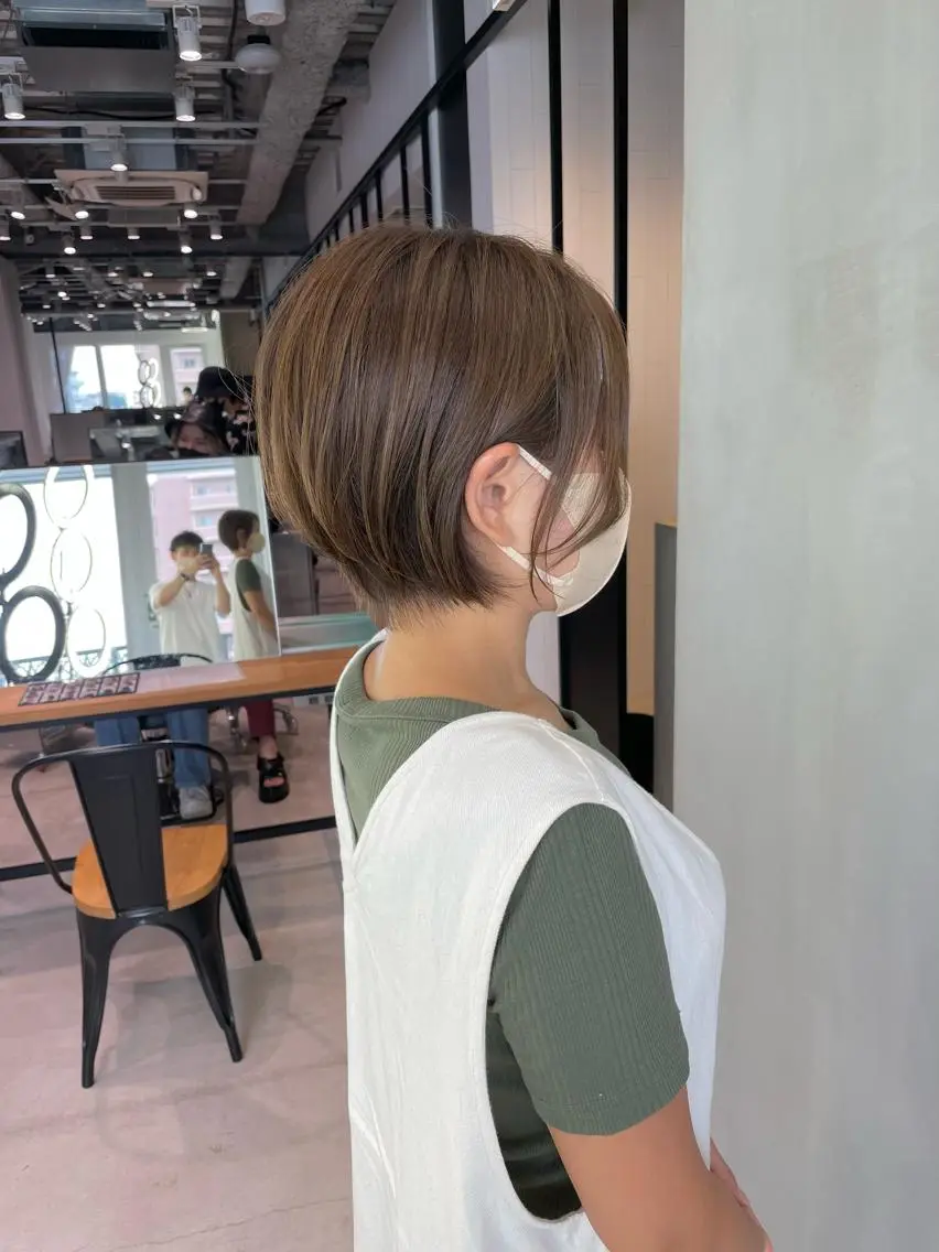 ショート カット ヘアカラー トリートメント 箕浦 詢平のヘアスタイル