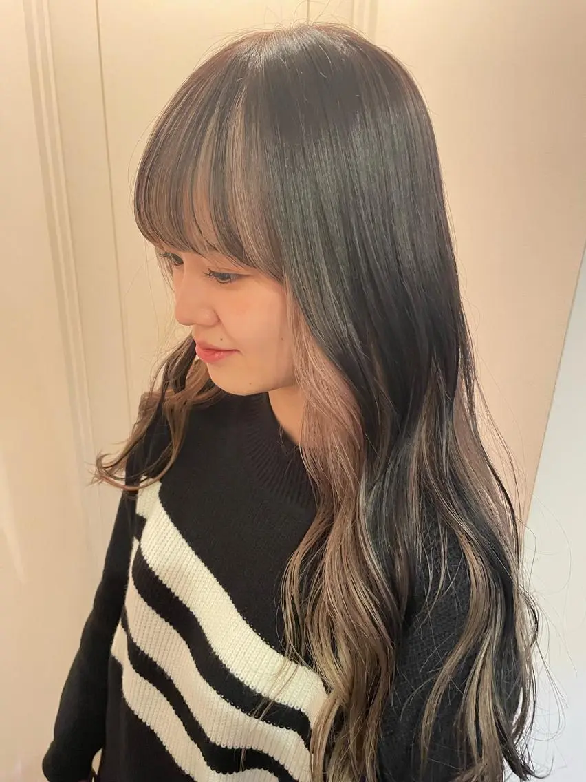 ロング カラー STELLA 小林優真のヘアスタイル