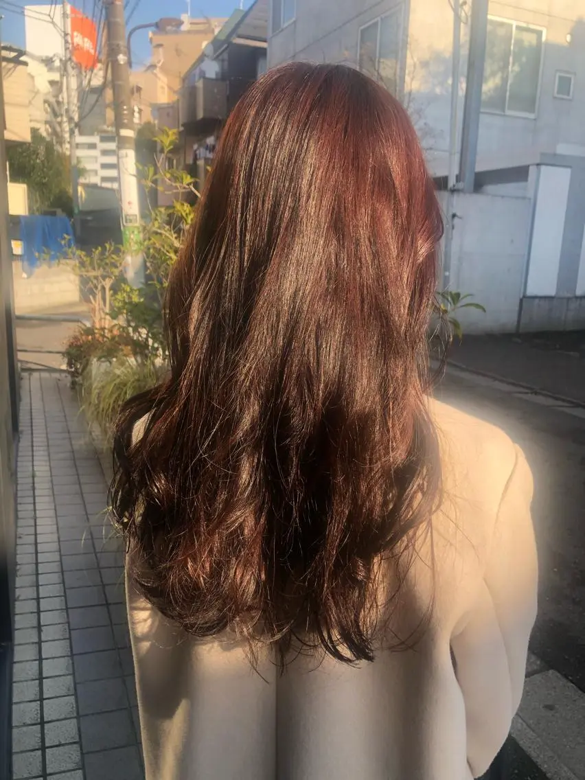 ロング カラー ブリーチ ブルーカラー ハイライトカラー ラベンダーカラー ブリーチなしカラー ミヤギ リュウキのヘアスタイル