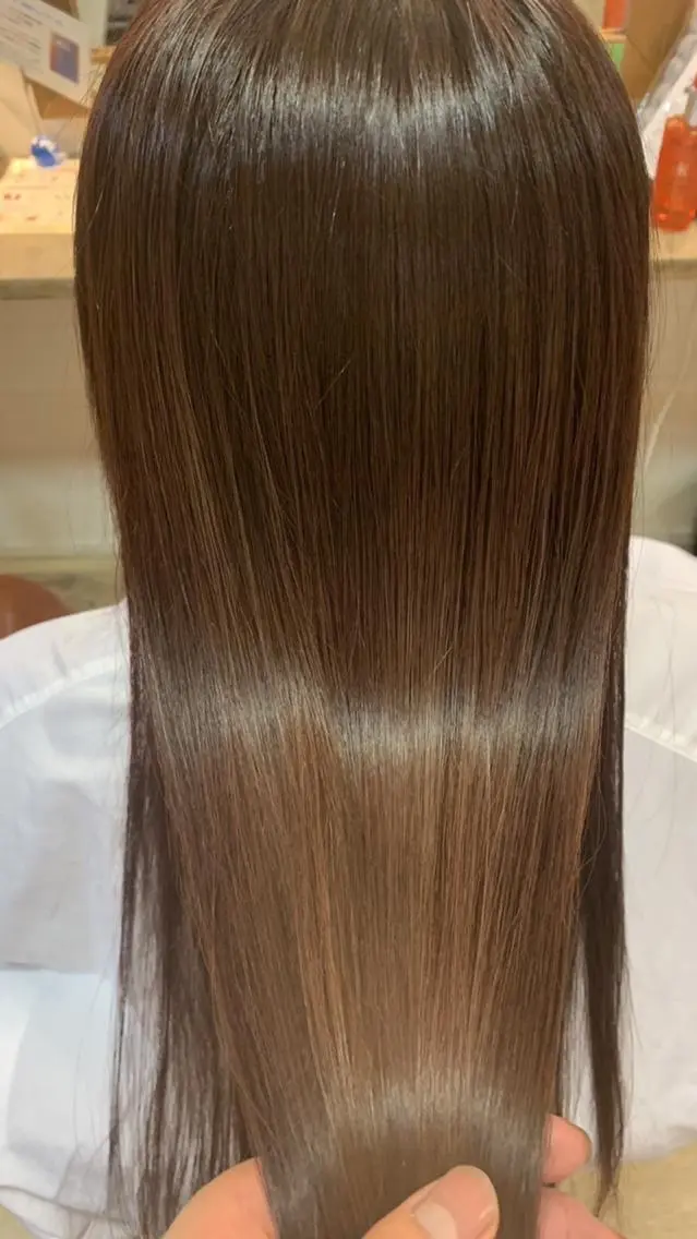 セミロング 🩶透明感カラー/ 縮毛矯正LUNA🩶のヘアスタイル