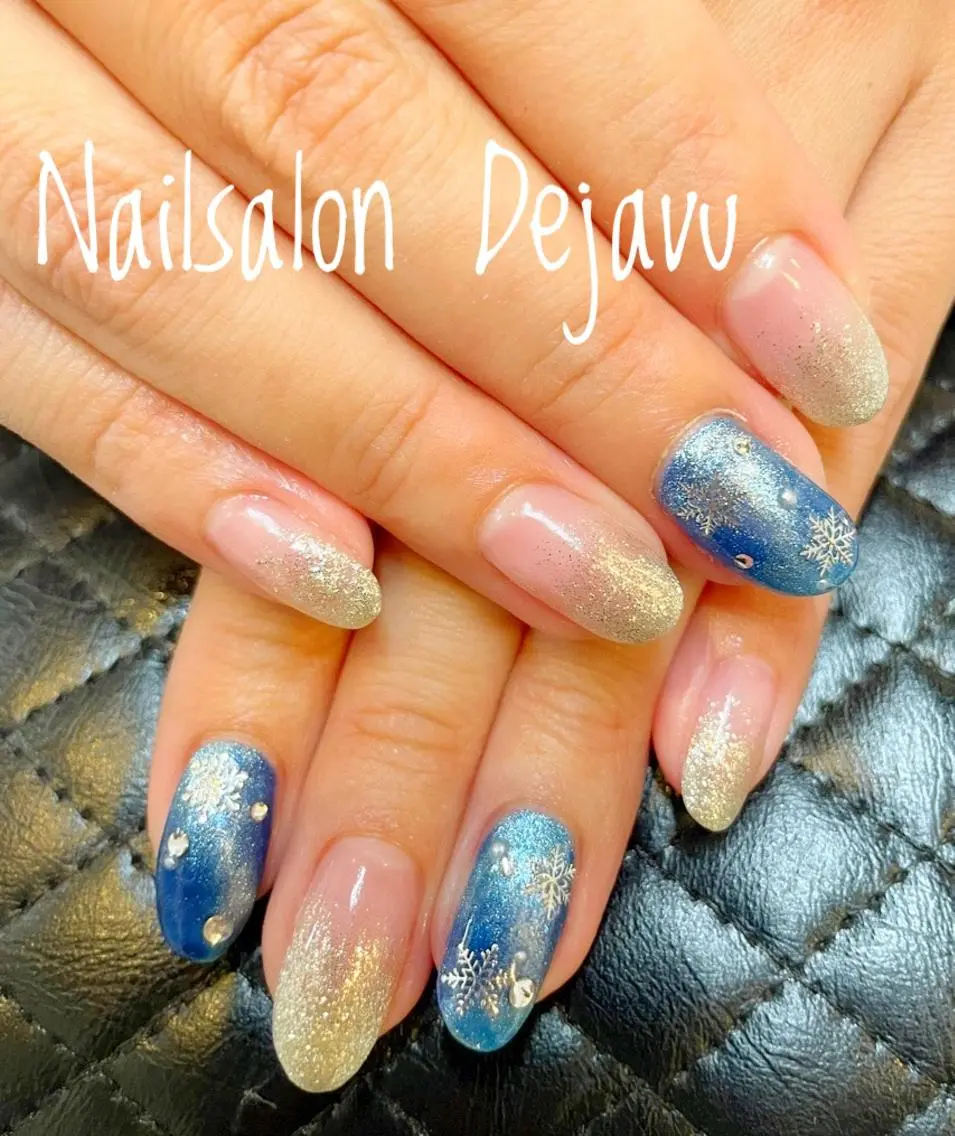 ネイル ラメ(グリッター) マグネットネイル 持ち込み ストーンネイル 冬ネイル ハンドネイル Nailsalon Dejavuのネイルデザイン
