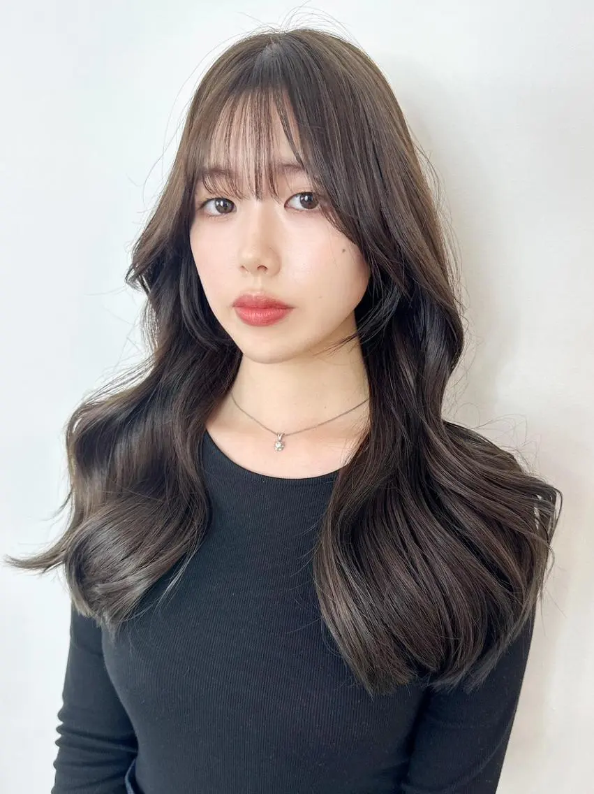 セミロング カラー ベージュカラー オリーブベージュ レイヤーカット ITbyALBUM 八王子店のヘアスタイル