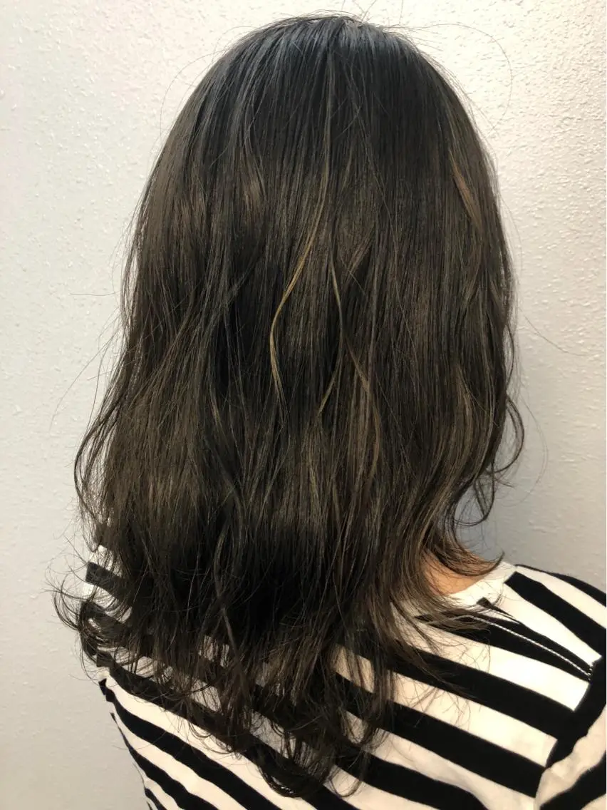 セミロング カラー カット ヘアカラー トリートメント 💜 MINORI💜のヘアスタイル